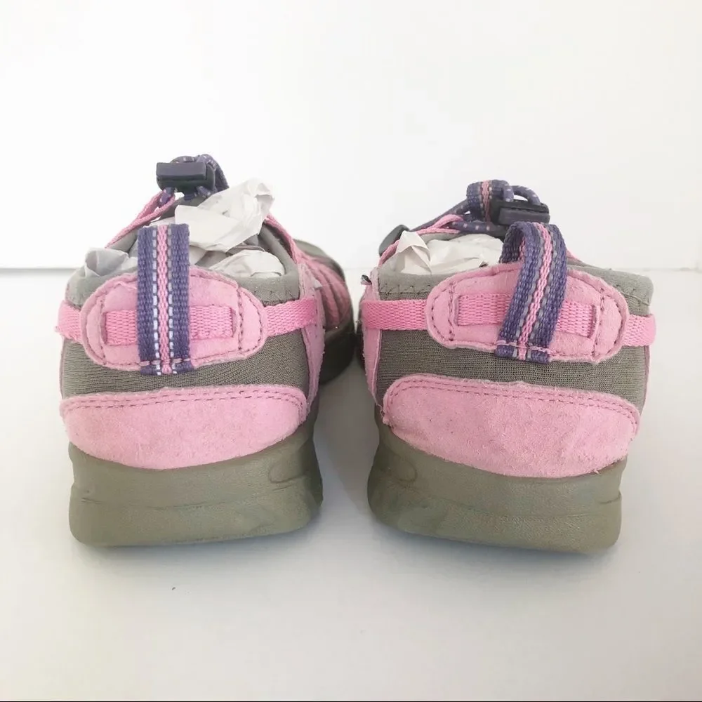 Pink Keen Girl's Water Shoes
